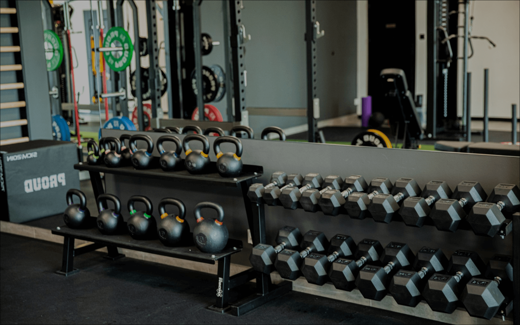 stojaki na kettle i hantle (1)